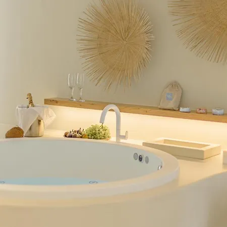 Antony (adults Only) 3* Naxos City