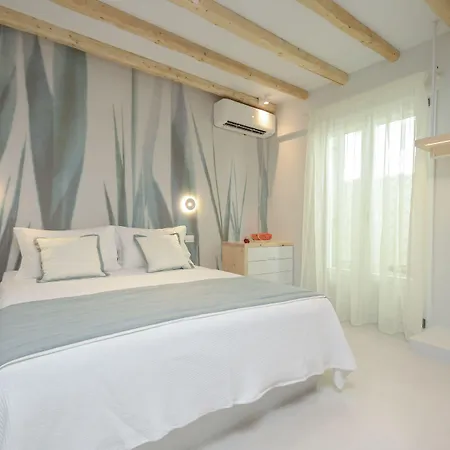 Lägenhetshotell Antony (adults Only)