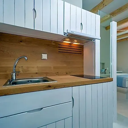 Antony (adults Only) Apartmanhotel
