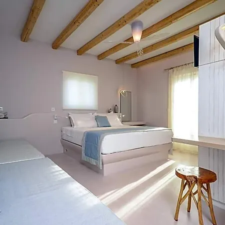 Antony (adults Only) Aparthotel 4*