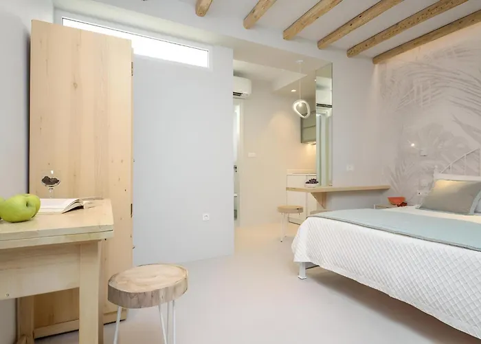 Antony (adults Only) Naxos City